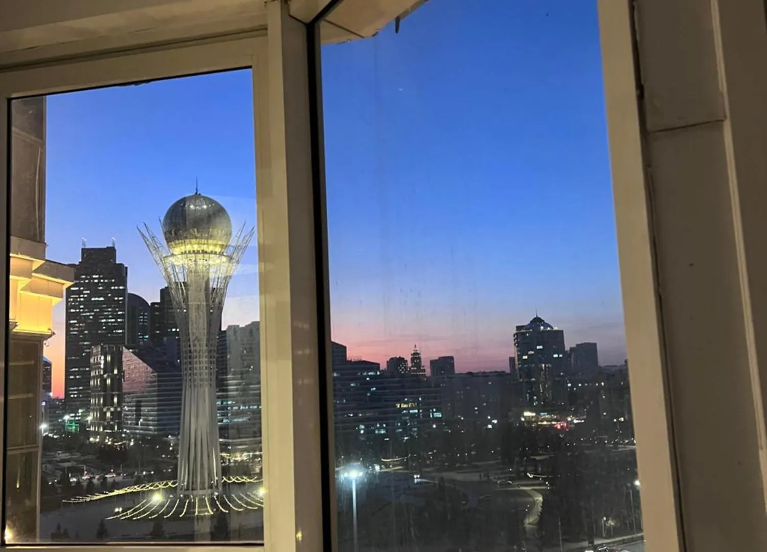 Apartment 153 С Прекрасным Видом На Байтерек И 2 Большими Кроватями Astana
